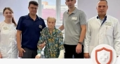 Ярославские врачи помогли 100-летней пациентке встать на ноги уже на следующий день
