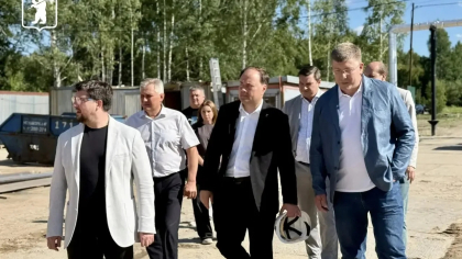 Мэр Ярославля Молчанов посетил стройку нового микрорайона за Волгой